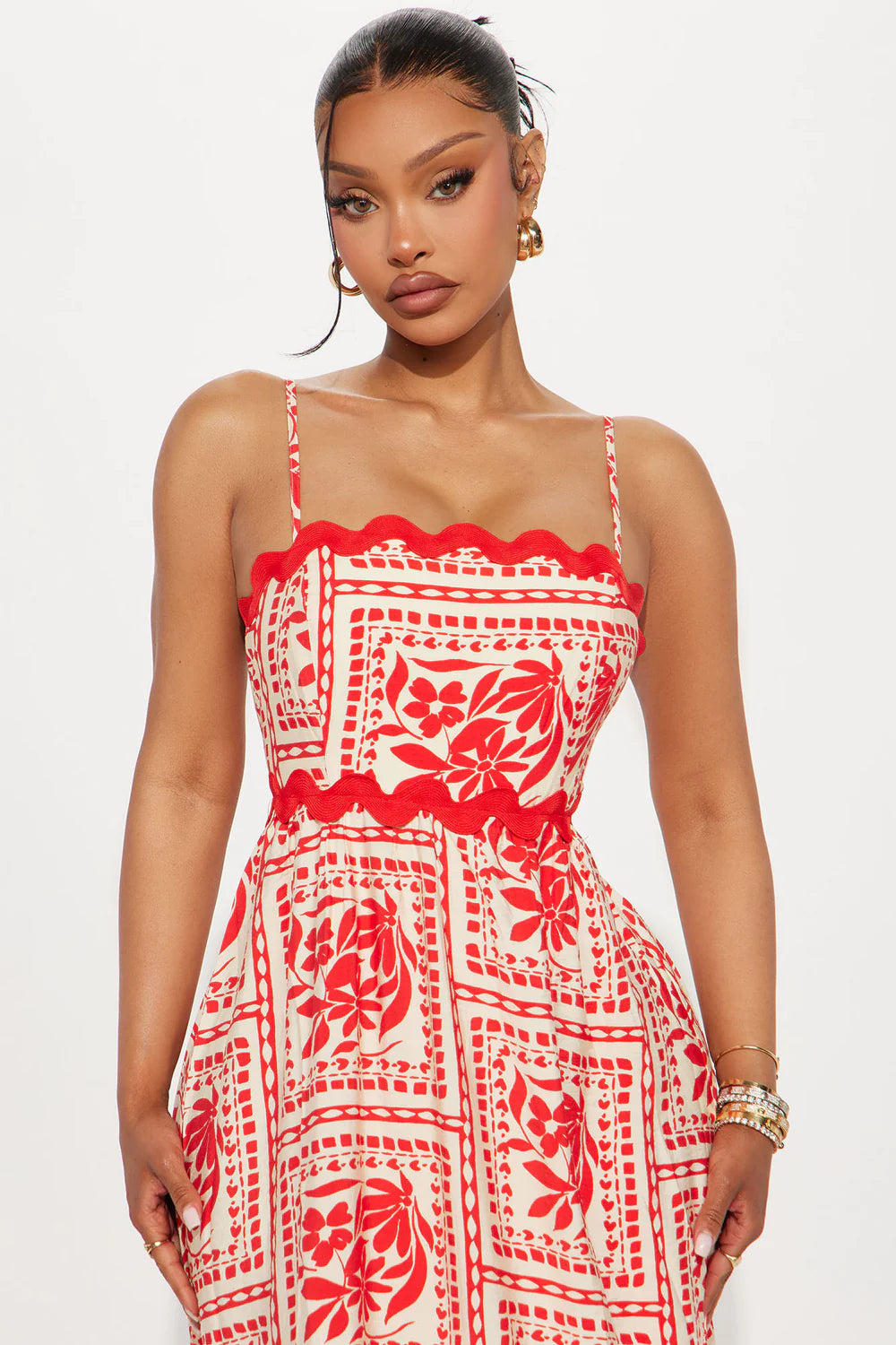 Red and Cream Tropical Print Scallop Trim Maxi Dress - Close Up Bodice Front View