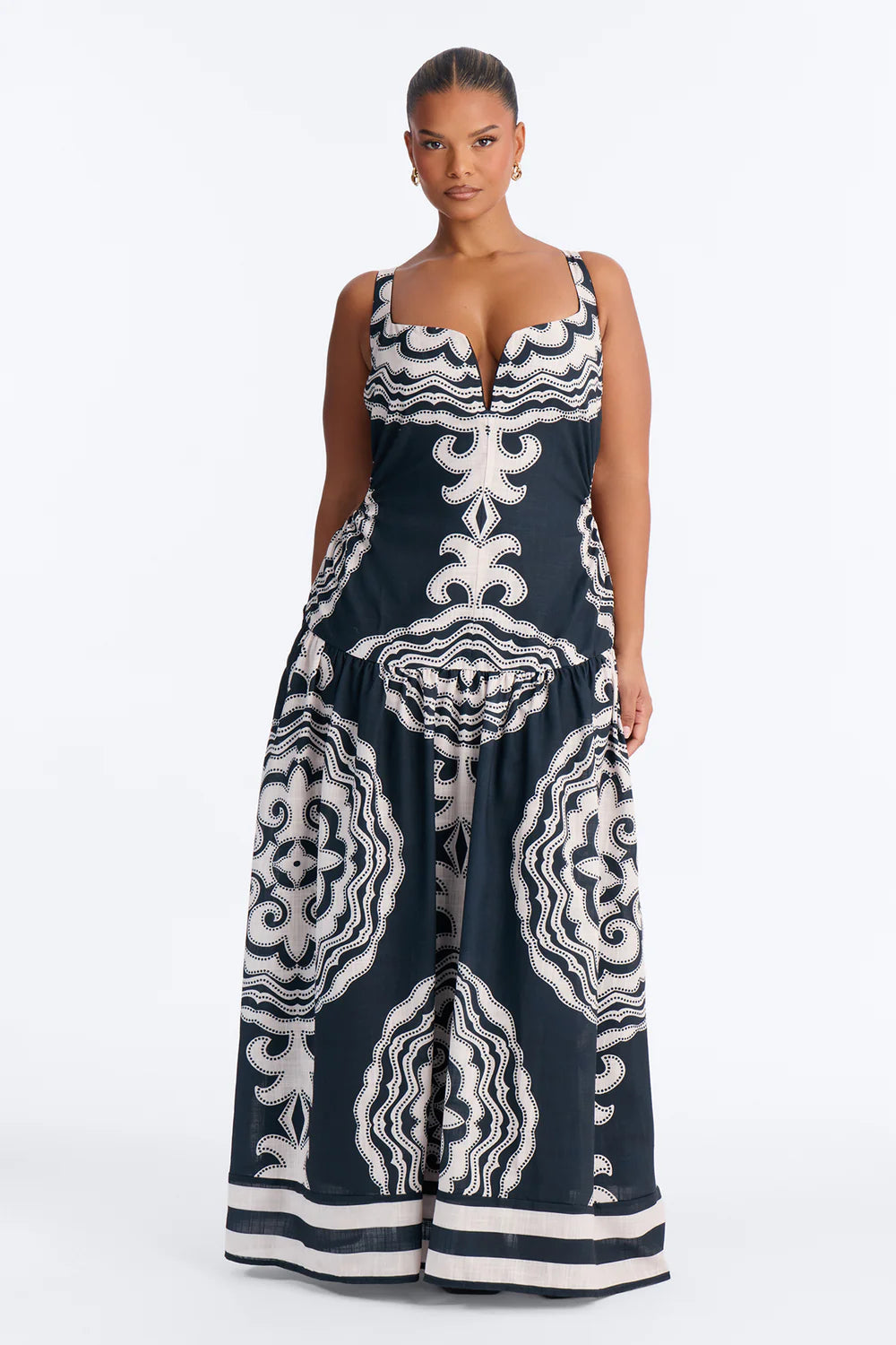 Black and Cream Baroque Print Sweetheart Cutout Maxi Dress - Plus Size Full Length Front View